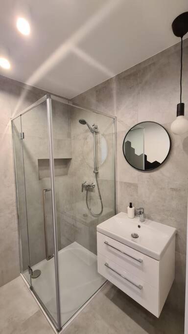 Apartment Sloneczny W Centrum Gdyni 2 Pokojowy Gdynia